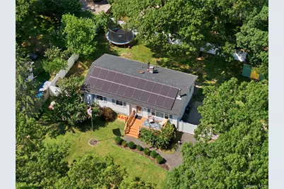 211 Hampton Avenue, Mastic, NY 11950 - Photo 30