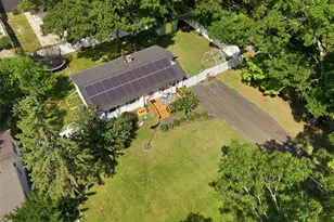 211 Hampton Ave, Mastic, NY 11950 - Photo 28