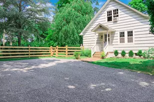 353 S Country Rd, Brookhaven, NY 11719 - Photo 44