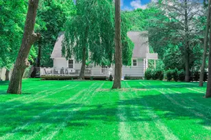 353 S Country Rd, Brookhaven, NY 11719 - Photo 42