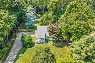 353 S Country Rd, Brookhaven, NY 11719 - Photo 4