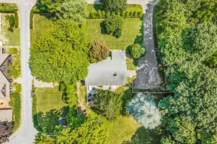353 S Country Rd, Brookhaven, NY 11719 - Photo 46
