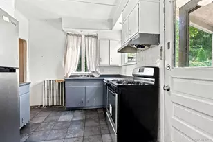 173 S Cherry St, Poughkeepsie, NY 12601 - Photo 10