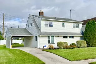 471 Division, Hicksville, NY 11801 - Photo 2