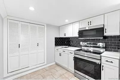8 Ralph Avenue, Brentwood, NY 11717 - Photo 40