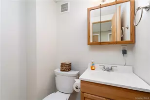 7 Pond Cir, Mount Sinai, NY 11766 - Photo 30