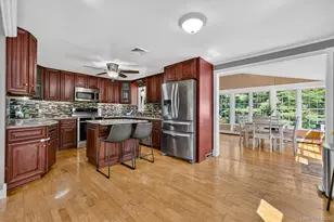 35 Hillside Dr, Marlboro, NY 12542 - Photo 6