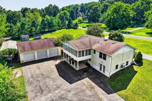 35 Hillside Dr, Marlboro, NY 12542 - Photo 2