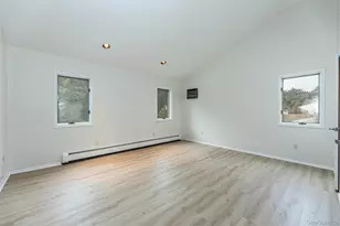 24 Gainsborough Rd, Holbrook, NY 11741 - Photo 22