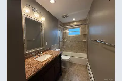 40 Edgewood Road Second Floor Unit #2, Port Washington, NY 11050 - Photo 6
