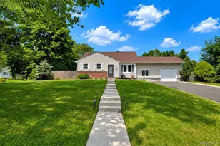 23 Riviera Dr, Smithtown, NY 11787 - Photo 20