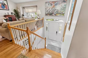 2917 Len Dr, Bellmore, NY 11710 - Photo 8