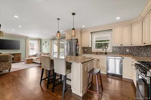23 Cambridge Ave, Bethpage, NY 11714 - Photo 14