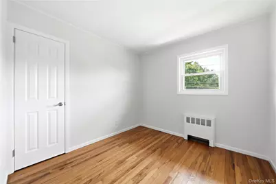14 Oak Drive, Plainview, NY 11803 - Photo 16