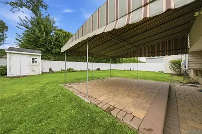 14 Oak Drive, Plainview, NY 11803 - Photo 30