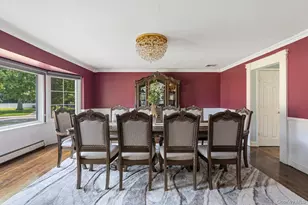 1 Whispering Ct, Dix Hills, NY 11746 - Photo 6