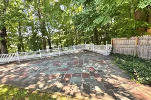 23 Wooleys Ln, Great Neck, NY 11023 - Photo 26