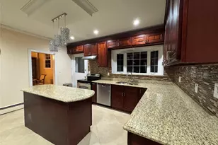 23 Wooleys Ln, Great Neck, NY 11023 - Photo 6