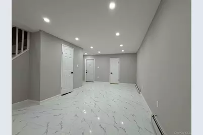 2938 Bouck Avenue, Bronx, NY 10469 - Photo 24