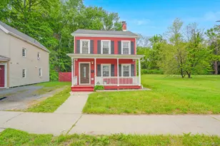 194 Smith St, Poughkeepsie, NY 12601 - Photo 2