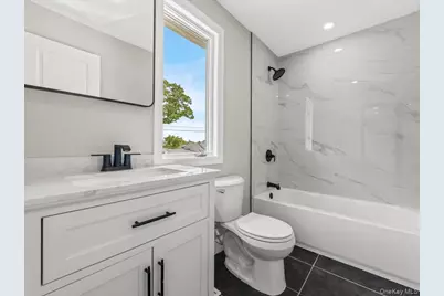 250 Lakeshore Boulevard, Massapequa Park, NY 11762 - Photo 12