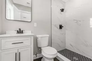 250 Lakeshore Blvd, Massapequa Park, NY 11762 - Photo 8