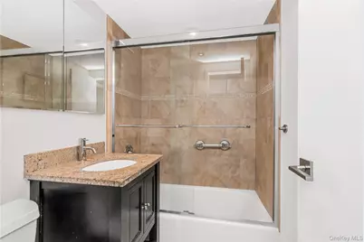1155 Warburton Avenue #5A, Yonkers, NY 10701 - Photo 8