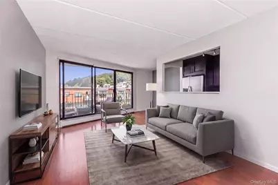 1155 Warburton Avenue #5A, Yonkers, NY 10701 - Photo 1