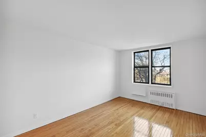 201 Ravine Avenue #4H, Yonkers, NY 10701 - Photo 2