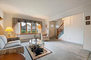 11 Hastings Ln, Hicksville, NY 11801 - Photo 6