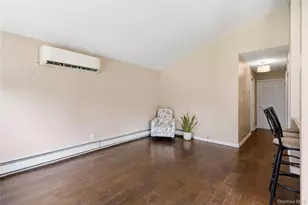 91 Spruce Ave, West Islip, NY 11795 - Photo 10