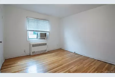 225-24 Manor Road #814, Queens Village, NY 11427 - Photo 8