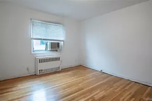 225-24 Manor Rd, Queens Village, NY 11427 - Photo 8