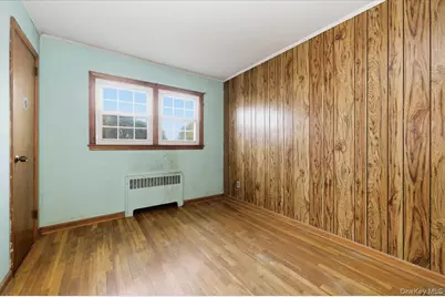 2 McLeod Street, Massapequa Park, NY 11762 - Photo 10