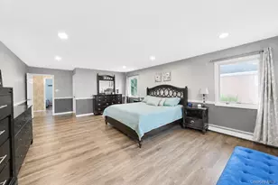 49 Village Dr, Jericho, NY 11753 - Photo 14