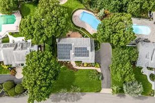 32 Annandale Rd, Commack, NY 11725 - Photo 2