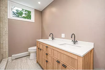 32 Annandale Road, Commack, NY 11725 - Photo 26