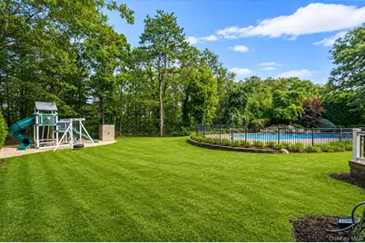 32 Annandale Road, Commack, NY 11725 - Photo 40