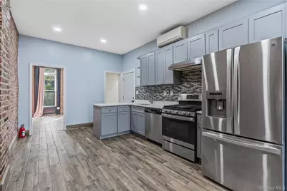 220 E 116th Street #3rd Floor, New York, NY 10029 - Photo 8