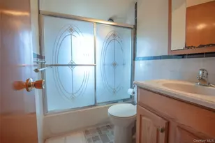 82-56 250th St, Bellerose, NY 11426 - Photo 14