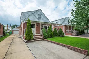 82-56 250th St, Bellerose, NY 11426 - Photo 2