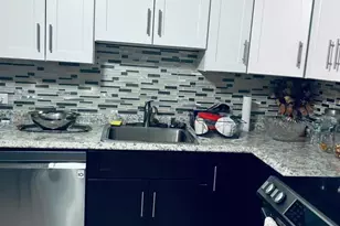 126 Sussex Rd, Elmont, NY 11003 - Photo 8