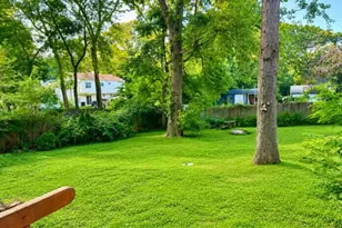 86 N Evergreen Dr, Selden, NY 11784 - Photo 12