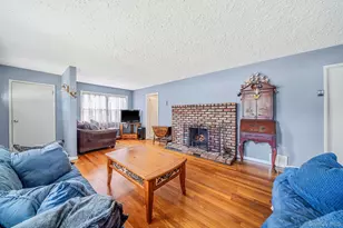 92 Parkhill Ave, Massapequa, NY 11758 - Photo 6
