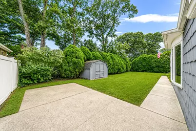 92 Parkhill Avenue, Massapequa, NY 11758 - Photo 32