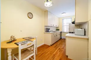 120 Morris Ave, Rockville Centre, NY 11570 - Photo 10