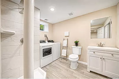 2 Storey Avenue, Central Islip, NY 11722 - Photo 18
