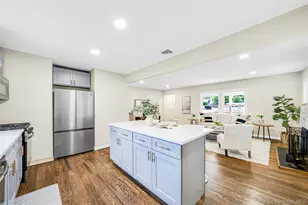 2 Storey Ave, Central Islip, NY 11722 - Photo 8