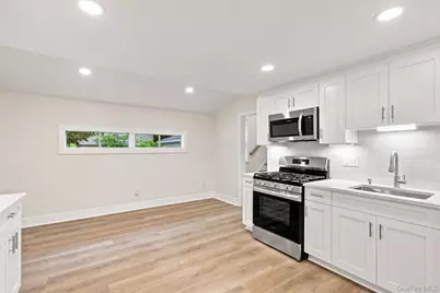 10 Kwiecinski Street, West Haverstraw, NY 10993 - Photo 8