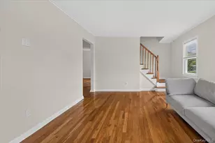 14 Ivy Pl, Valley Stream, NY 11581 - Photo 10